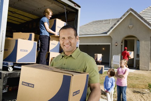 Efficient packing and organization for household storage in Kilburn